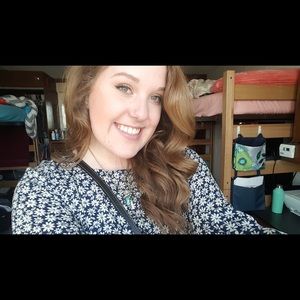 Meet your Posher, Alyssa